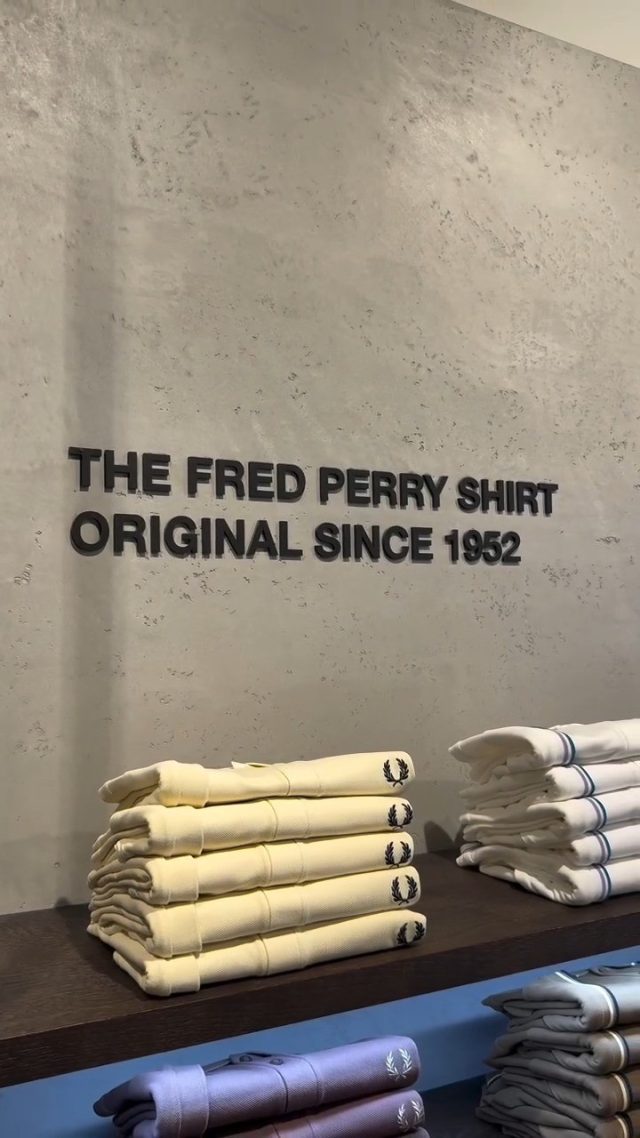 Timeless since 1952 ✨The @fredperry Original Shirt, in every colour. 🖤At Livingston Designer Outlet.#FredPerry #LivingstonDesignerOutlet #OutletStyle