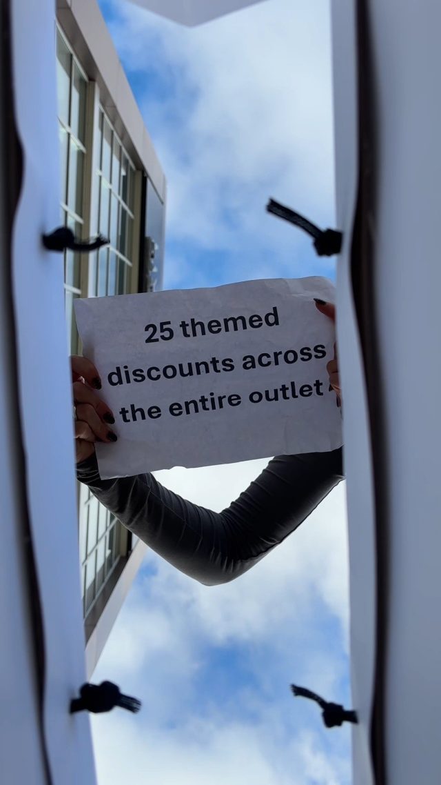 The birthday celebrations start now 🎂 Enjoy 25 themed discounts from today until Sunday! 🛍️ Expect 25% off, 2 for £25 offers, and other birthday surprises! Including DJ, Artisan Street Market, Face Painting and Caricature artist.#LivingstonDesignerOutlet #25thBirthday #DiscountWeekend