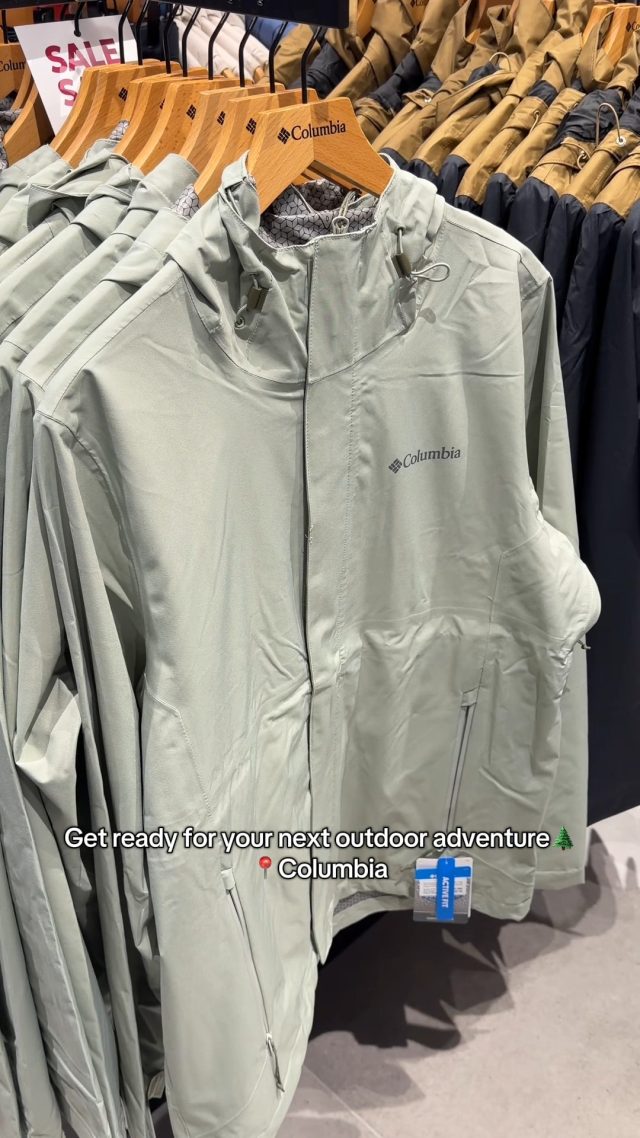 Adventure awaits… are you packed? 🎒🌲Shop outdoor essentials for every journey at Livingston Designer Outlet.